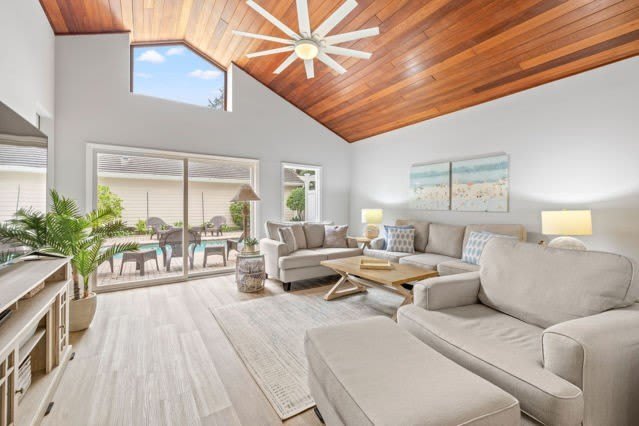 300 S Peppertree Drive – photo 3