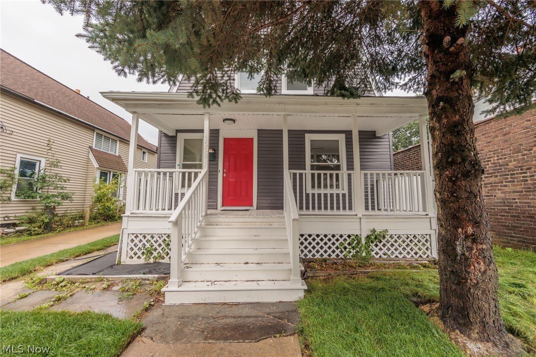 1558 Winchester Avenue – photo 3