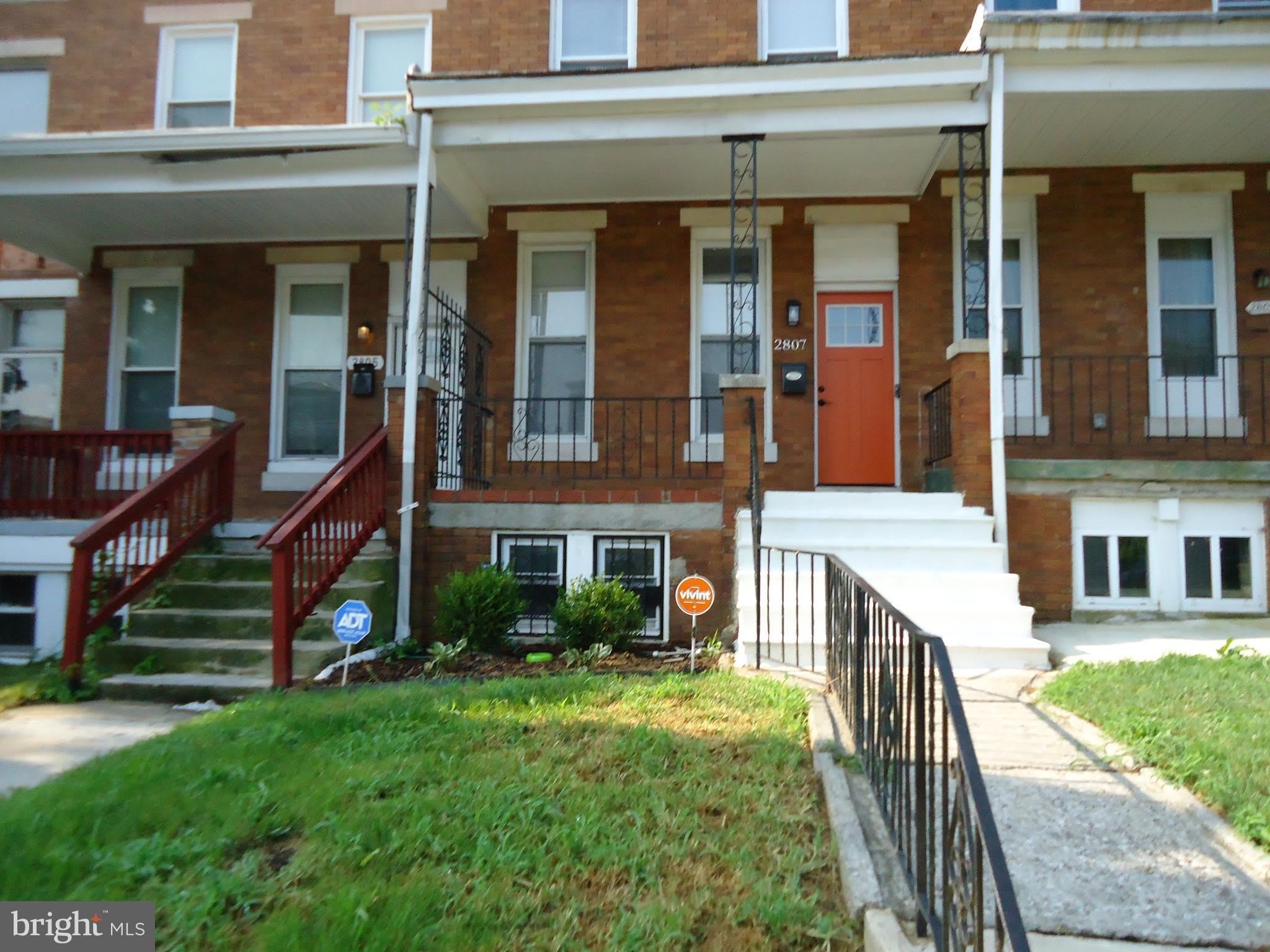 2807 CLIFTON Avenue – photo 1