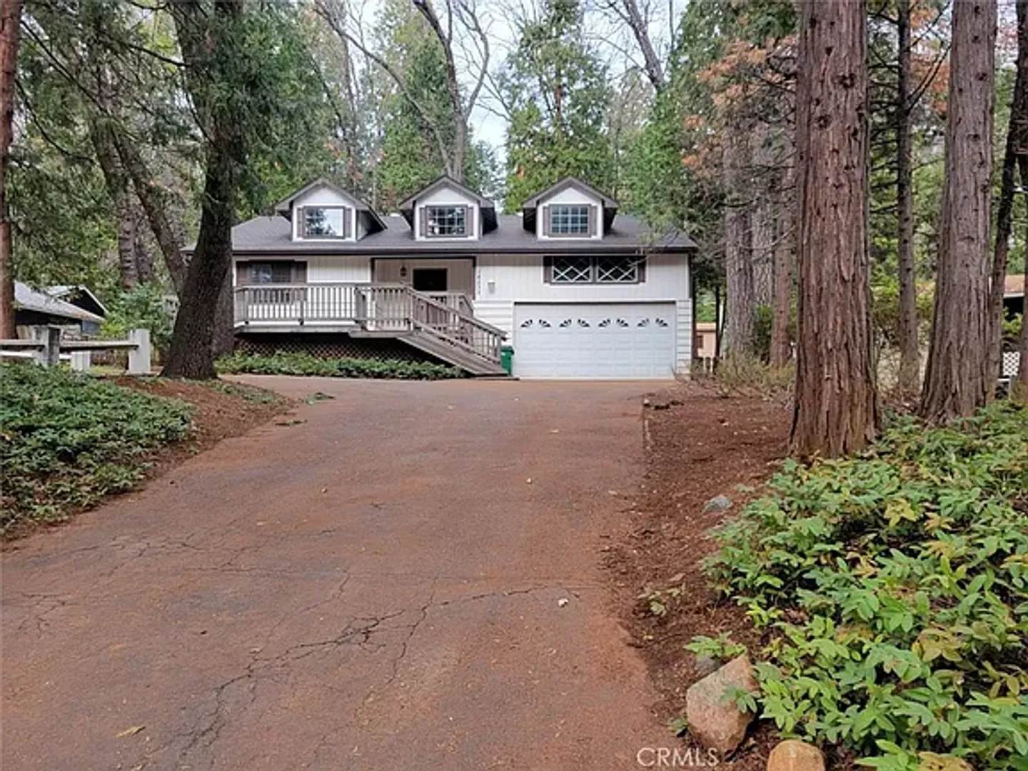 Magalia-2 bed 2 bath home with garage. Natural Landscaping, wood stove – photo 2