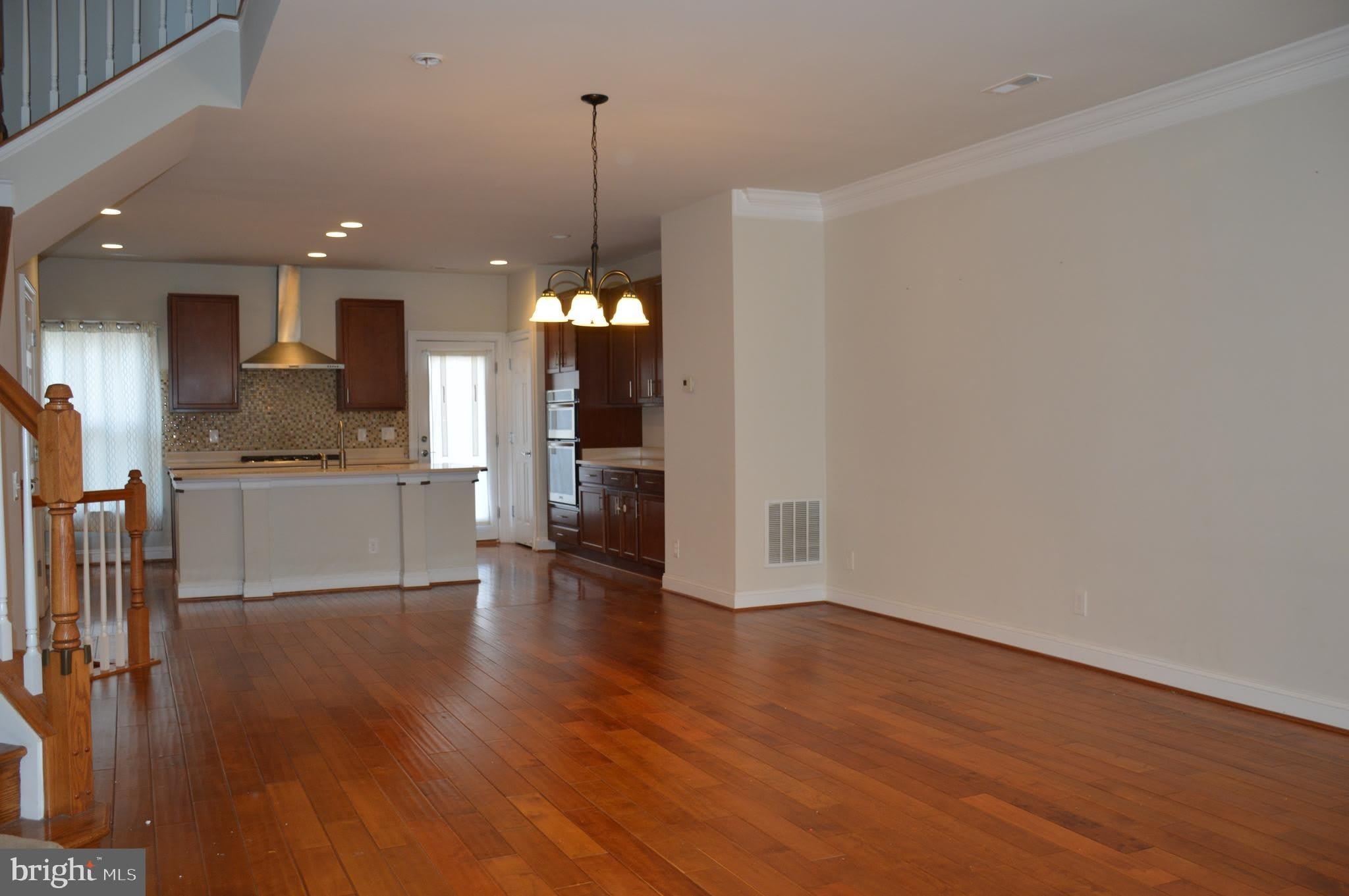 3059 Waterloo Lane – photo 3