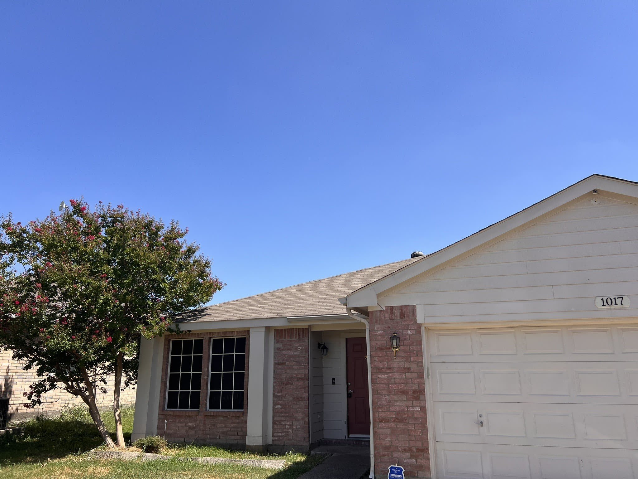 1017 Alexandria Drive – photo 1