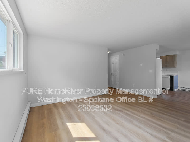 2411 N Cincinnati St – photo 3