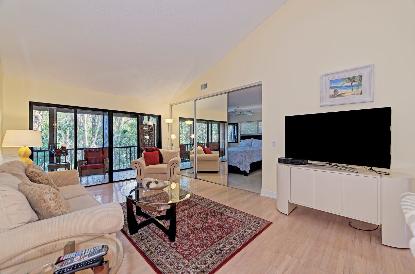CHARMING PELICAN COVE CONDO! – photo 5