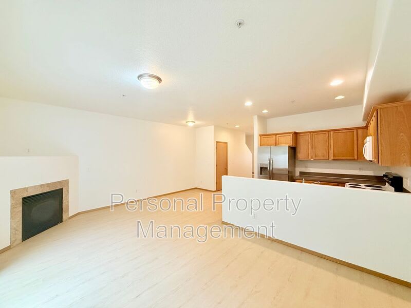 855 NW Ivy Street – photo 5