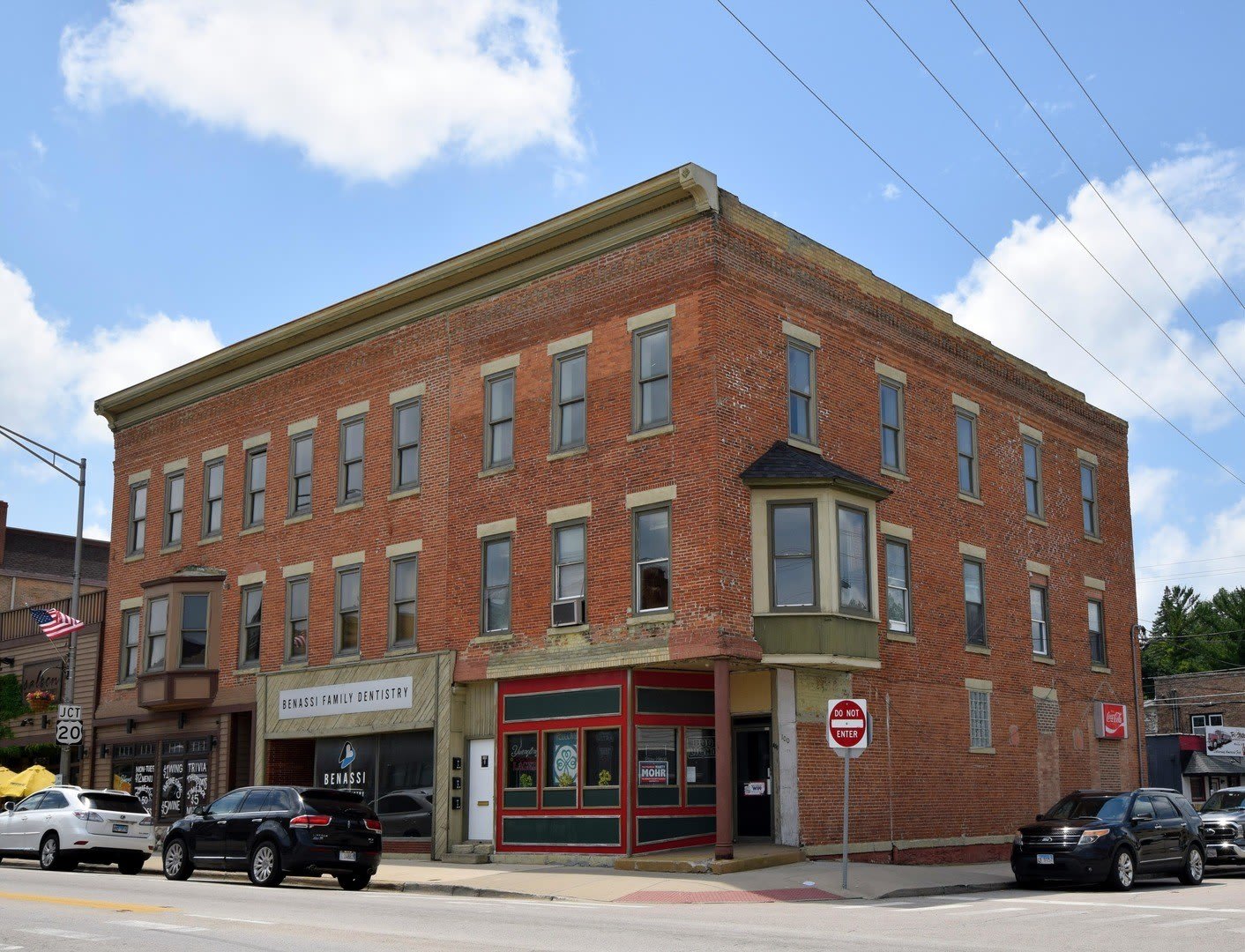 100 S State Street – photo 1