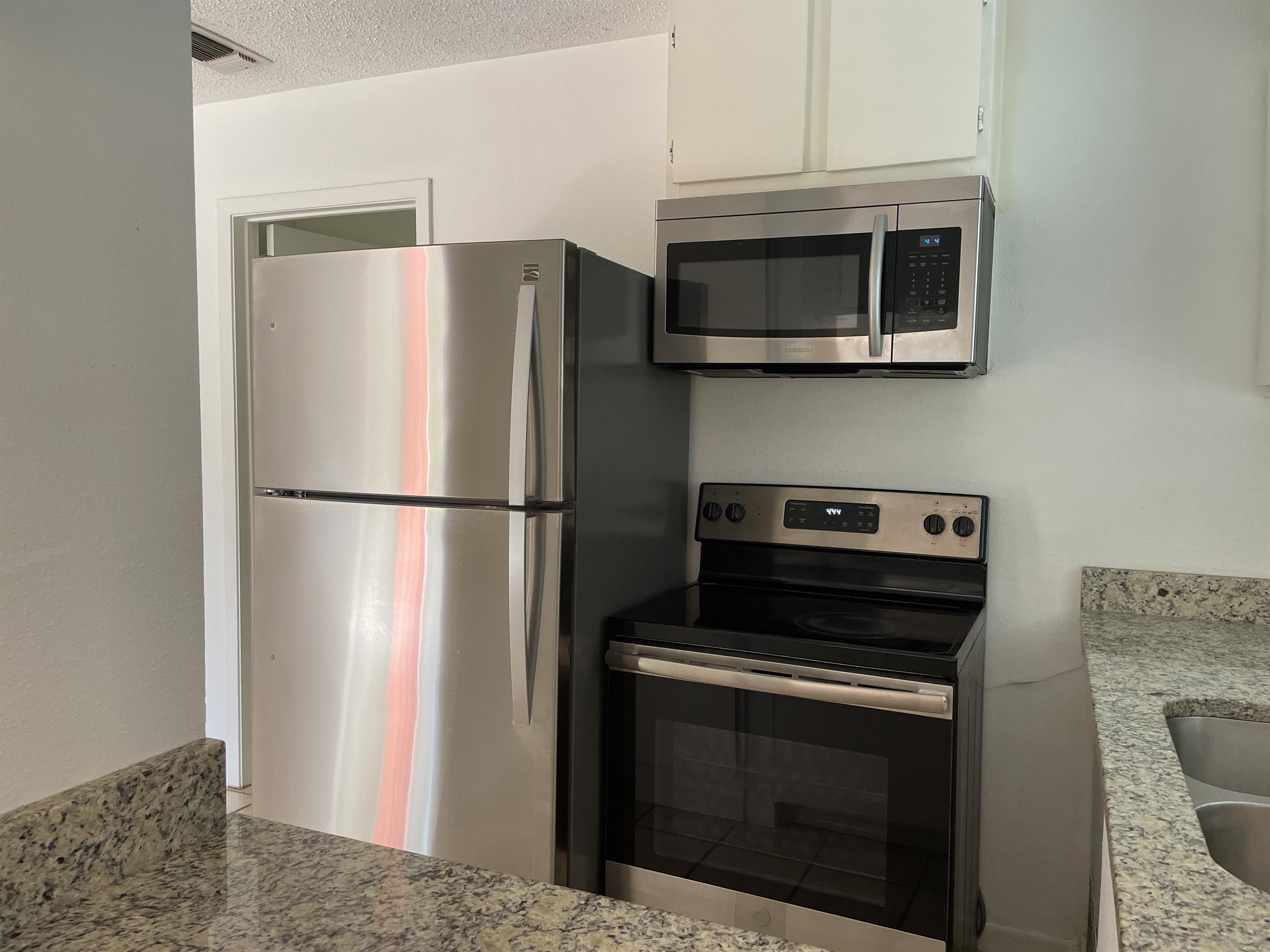2409 Mesquite Street – photo 2