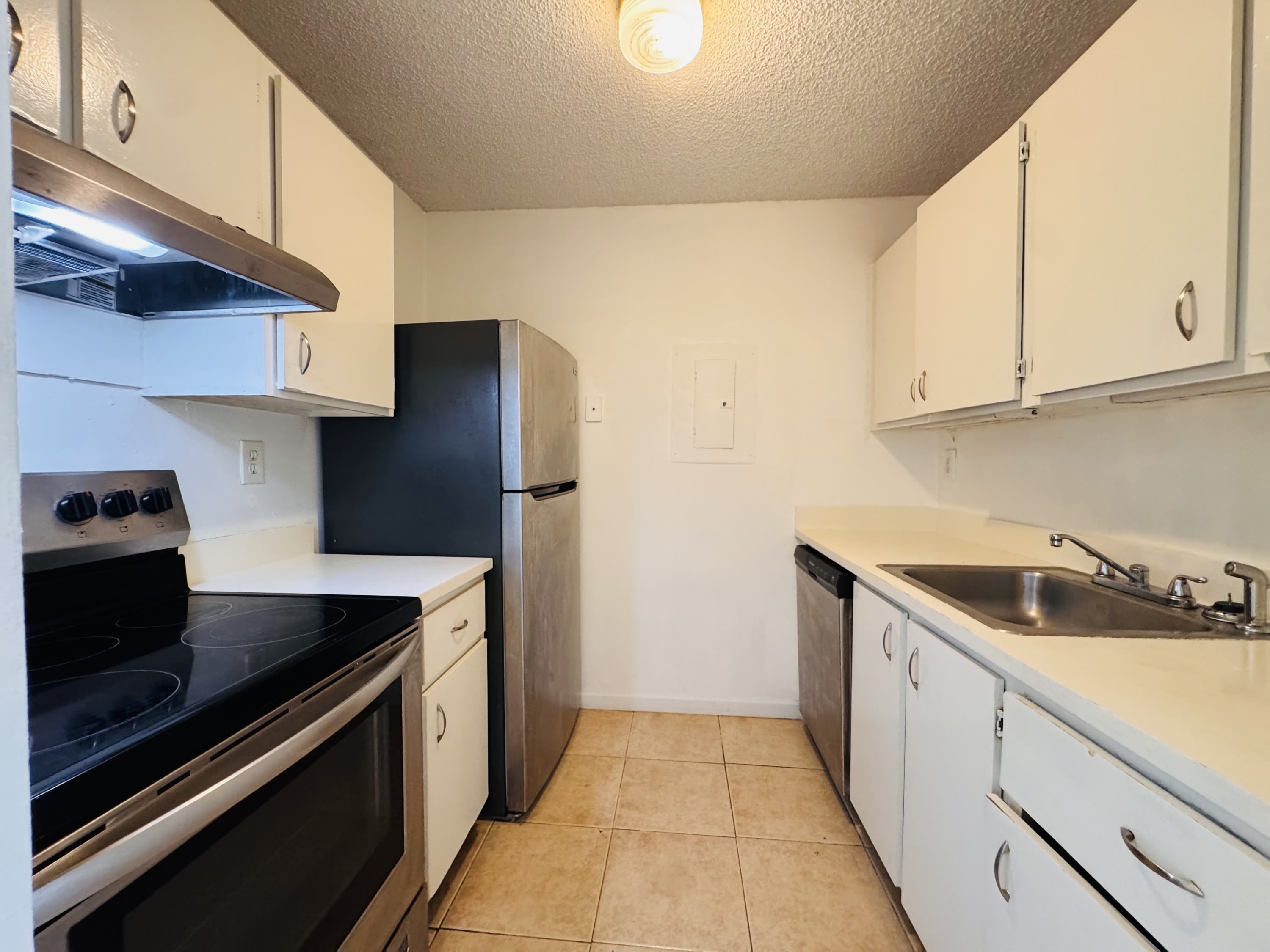1068 Benoist Farms Road – photo 3