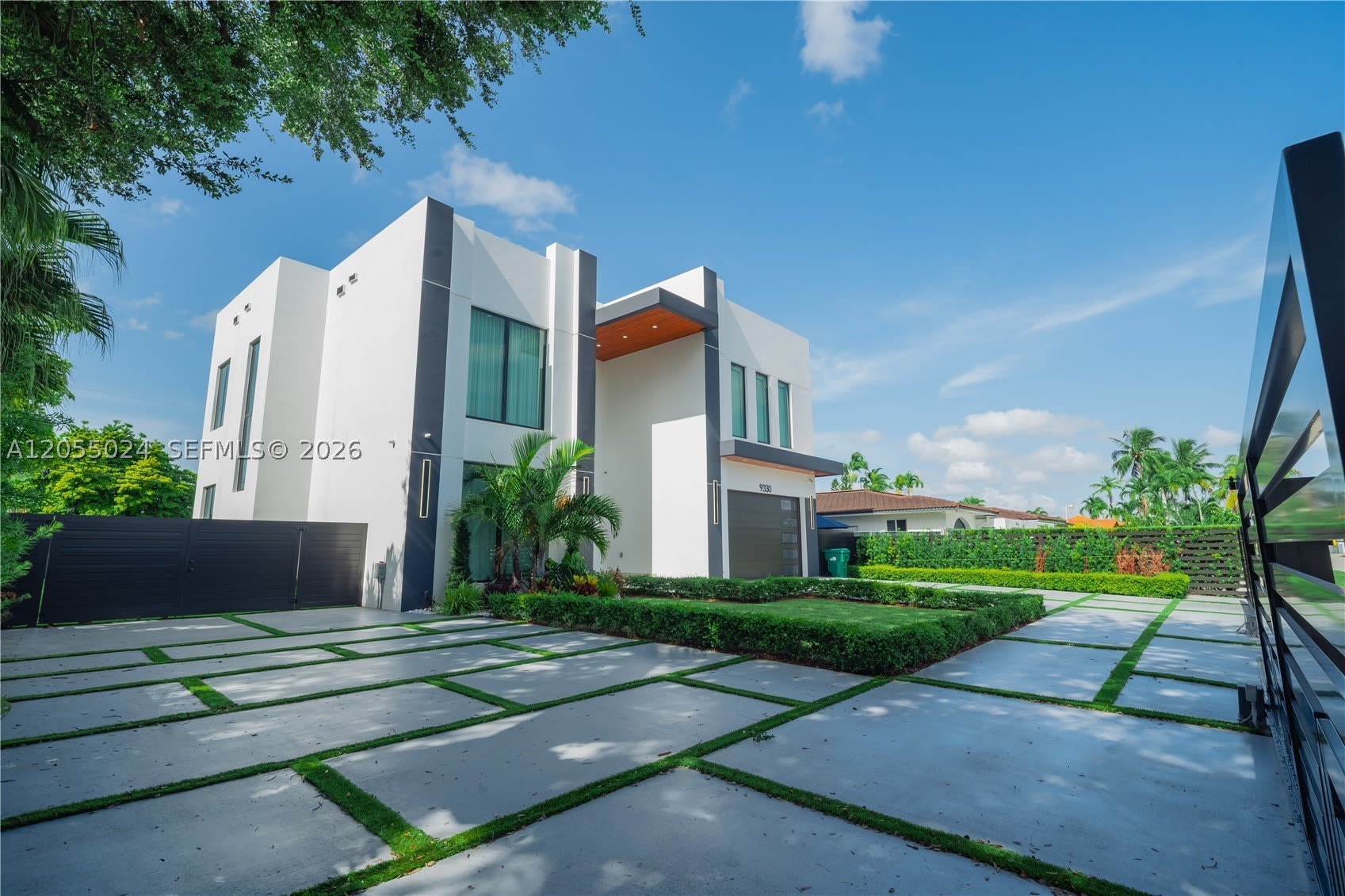 9330 SW 34th St – photo 5