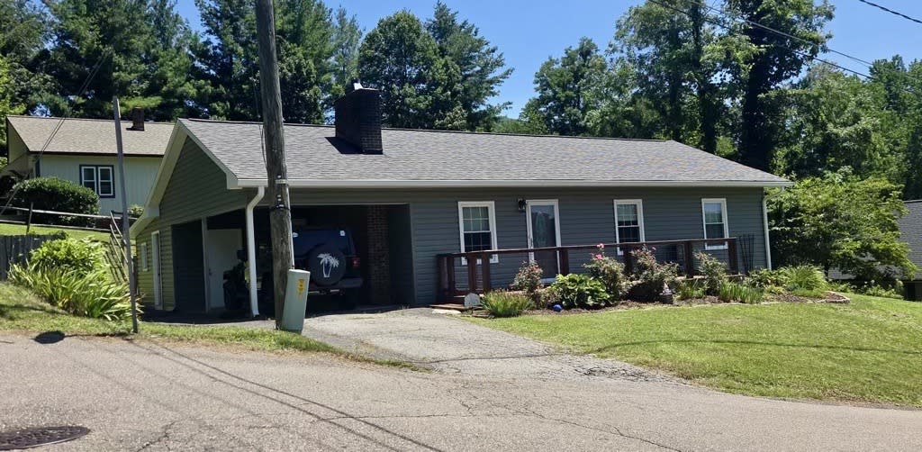 420 Sunset Drive – photo 1