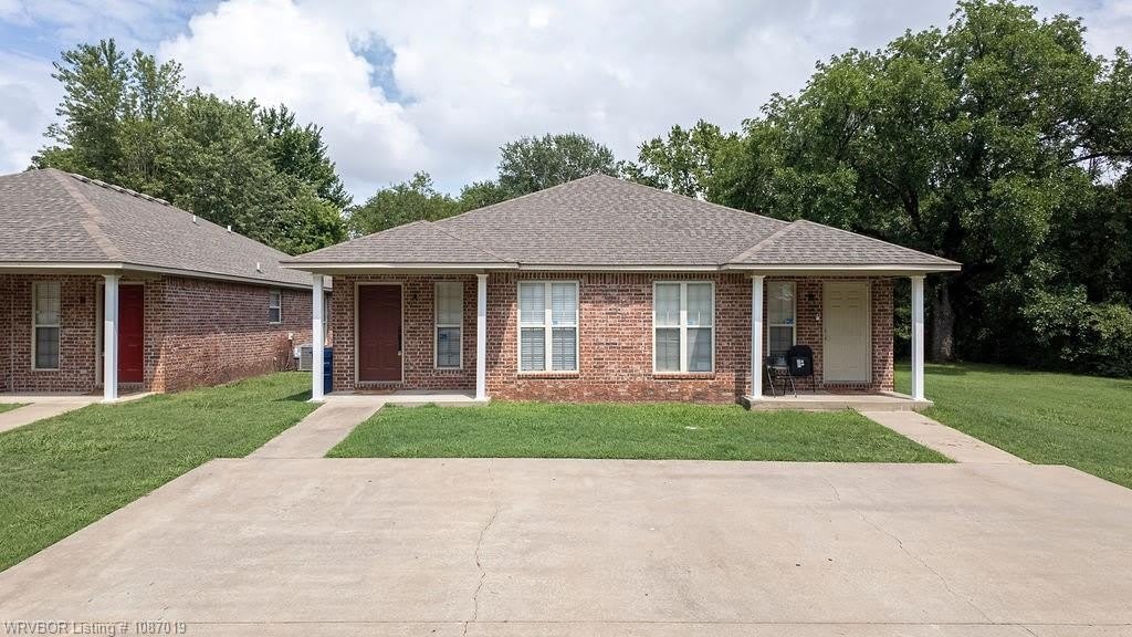 5017 5019 S 28Th St – photo 2