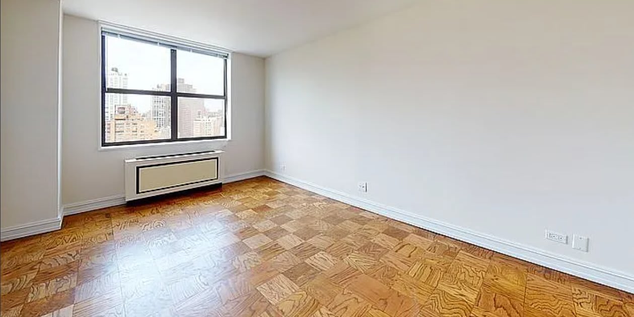 405 E 71st St – photo 5