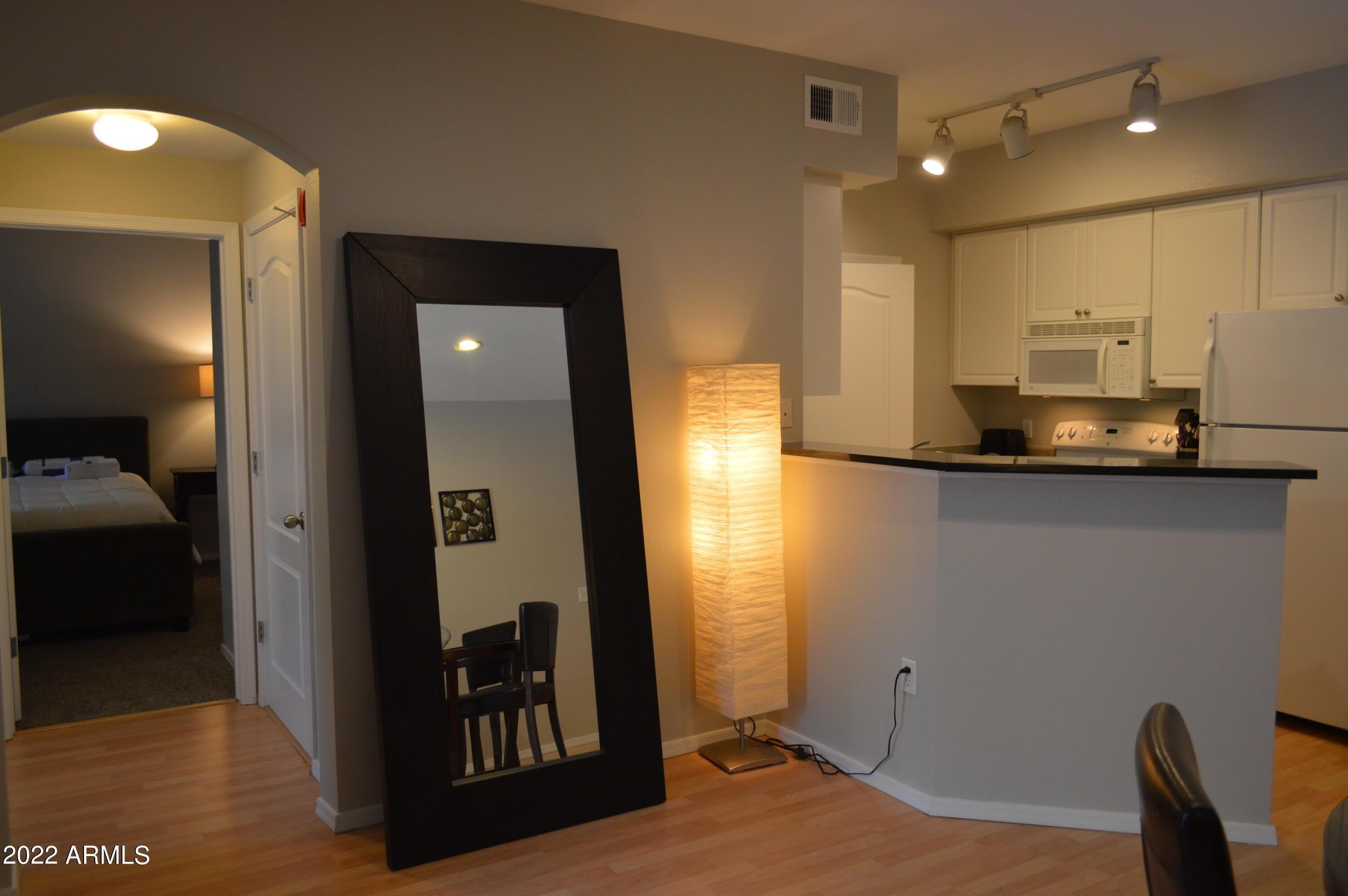 1701 E Colter Street – photo 5