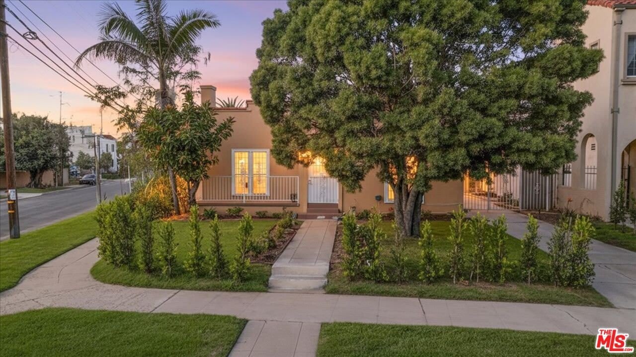 1185 S Tremaine Ave – photo 2