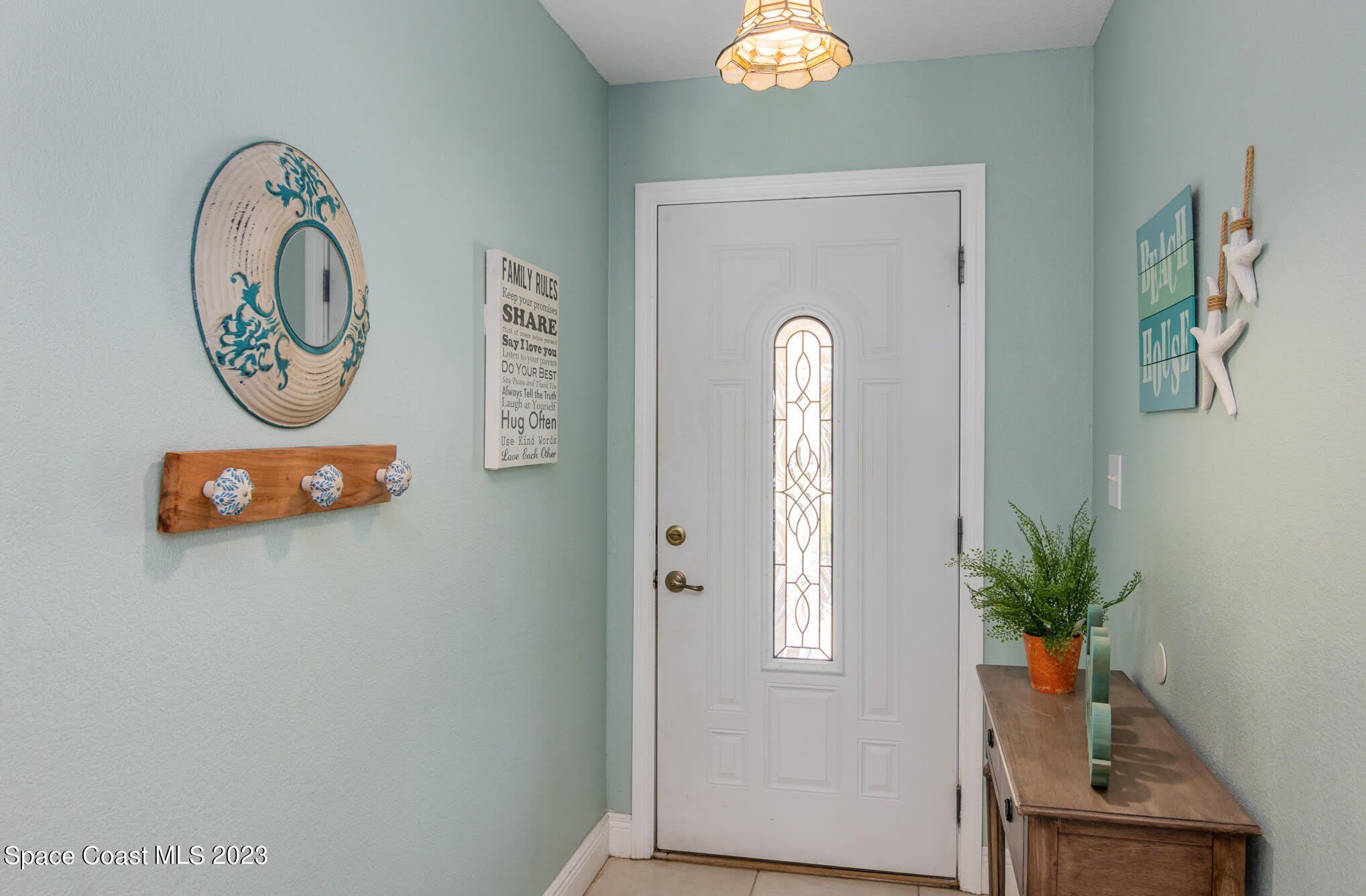 187 Jamaica Drive – photo 3