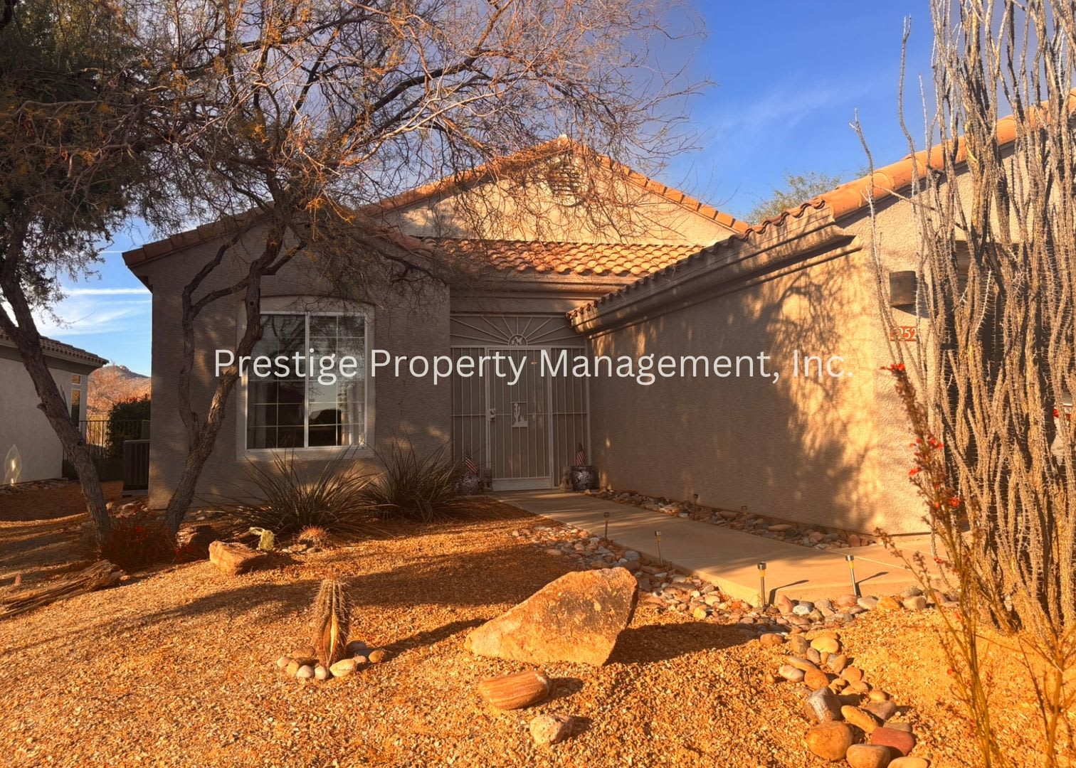 Gorgeous 55+ community home located in Heritage Highlands at Dove Mountain!!! – photo 1