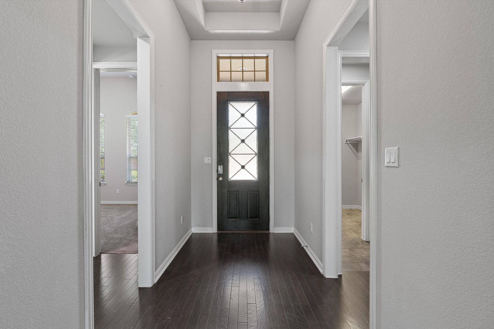 Incredible 4-Bedroom Home in Liberty Hill for Lease – photo 3