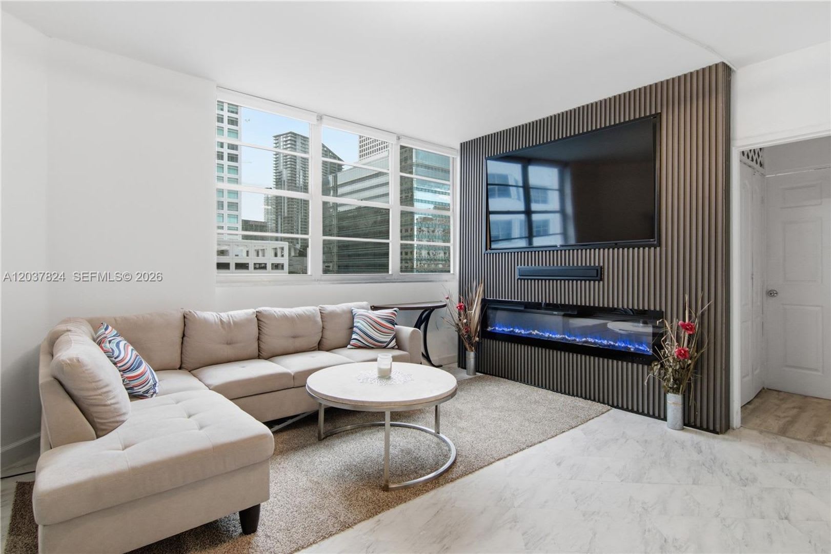 801 Brickell Bay Drive 764, Miami, FL 33131 – photo 3