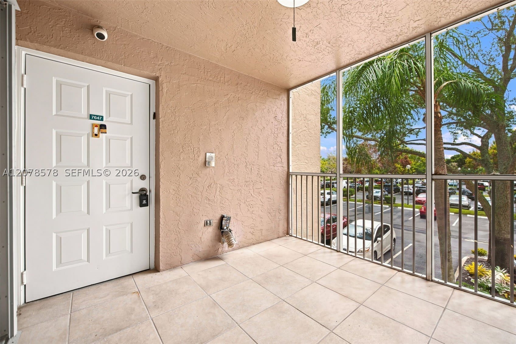 7647 Granville Dr – photo 2