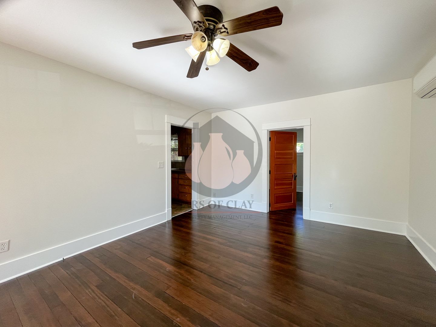 Single Level House Ready for move in! – photo 5