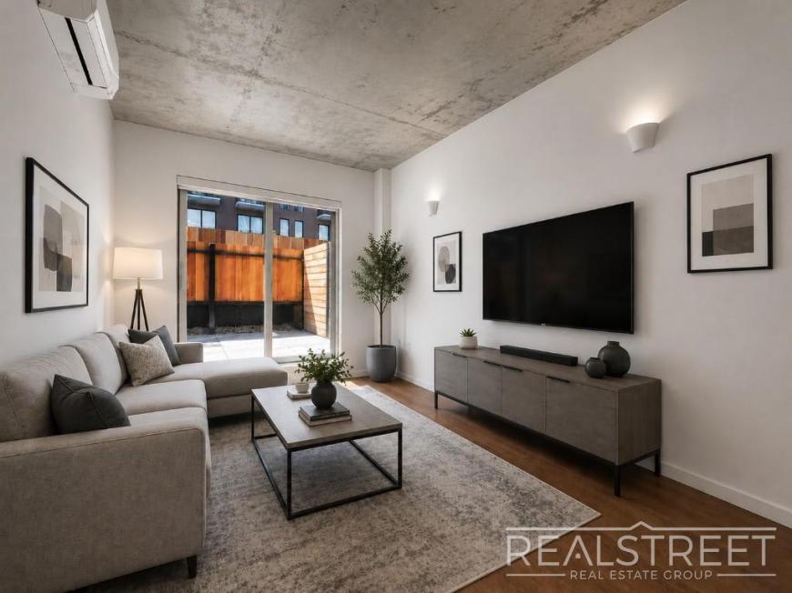 150 Noll St – photo 3