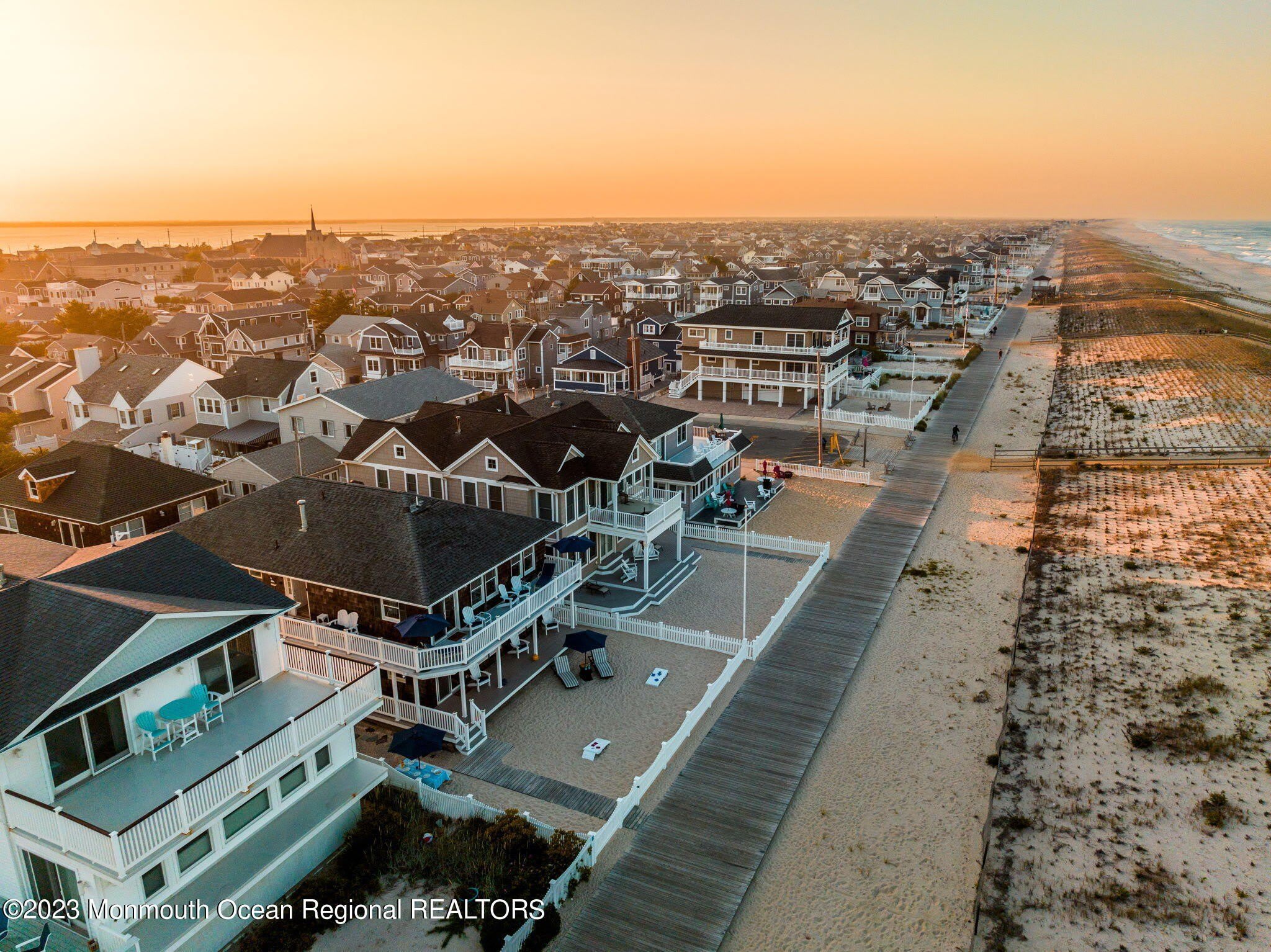 1404 Oceanfront – photo 4