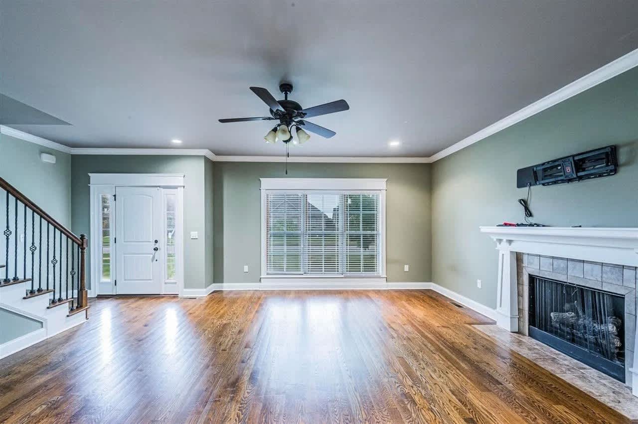 1395 Ivan Downs Blvd – photo 3