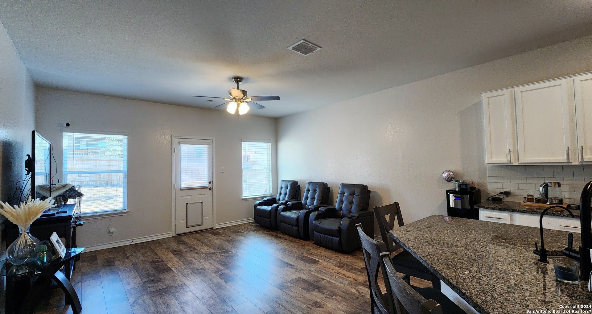 1718 Moonstone Bay – photo 5