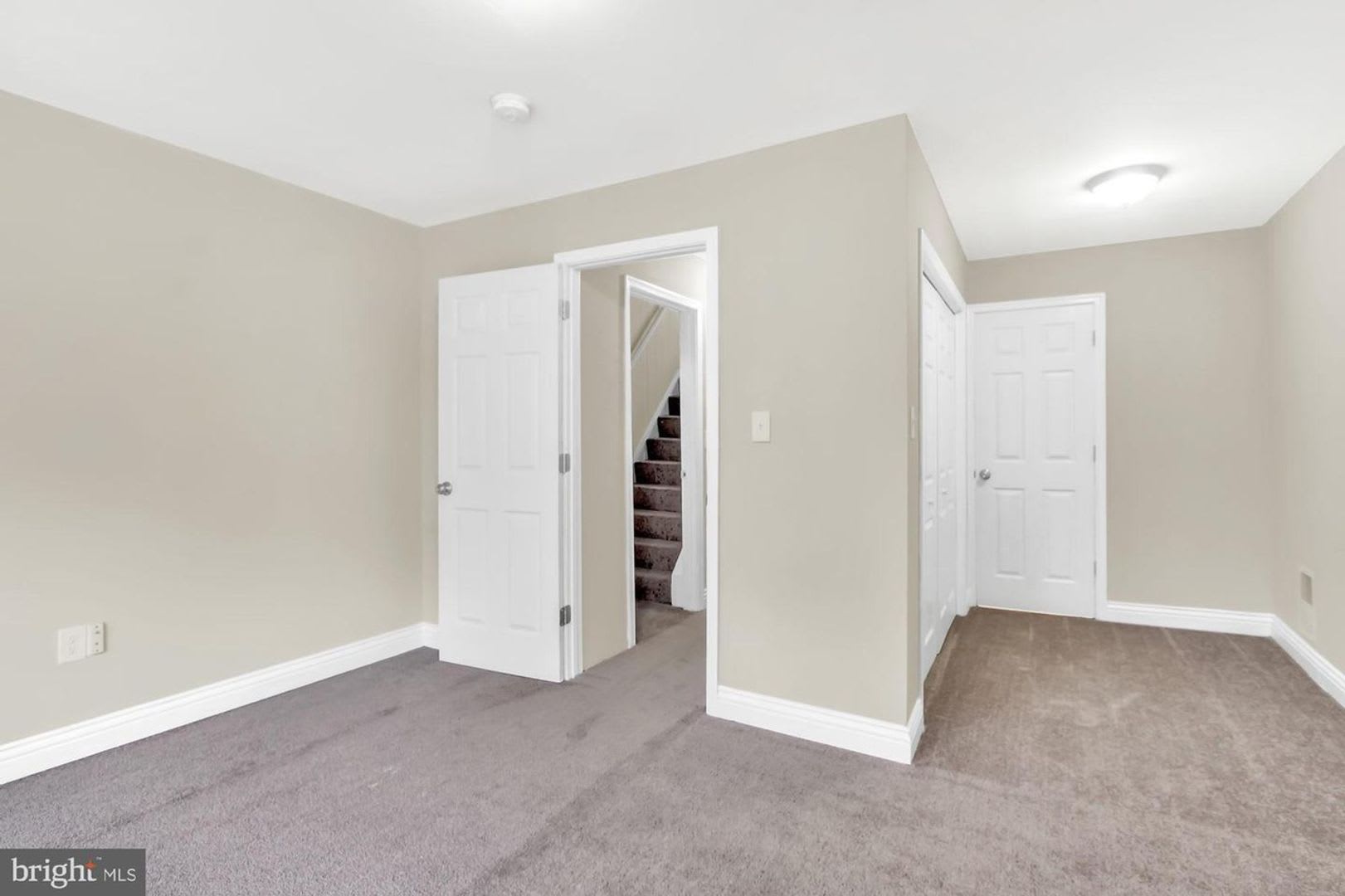 Coming Soon 4 Bedroom 1 5 Bathroom Rowhome For Rent – photo 5