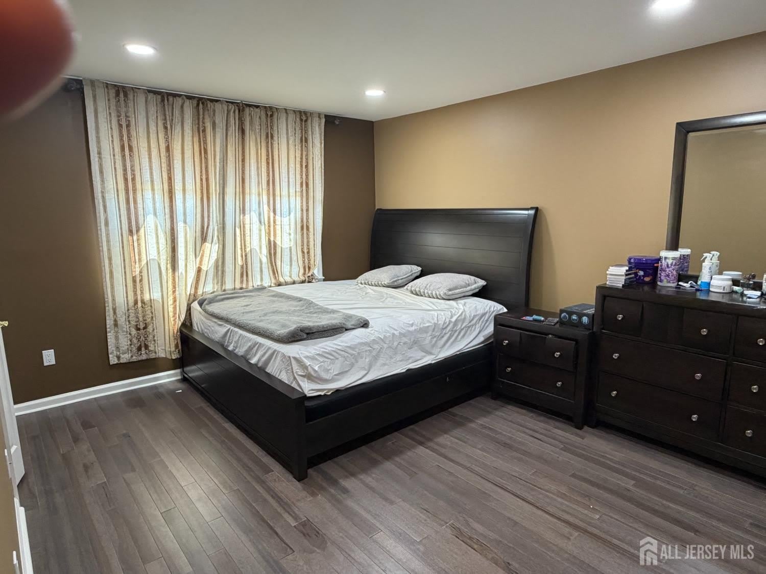 911 Yorkshire Drive – photo 4