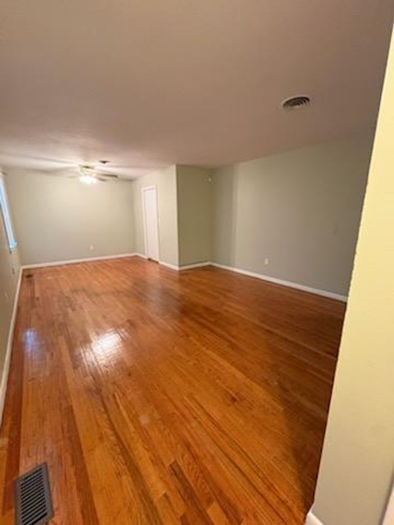 2668 Vernon Drive – photo 2
