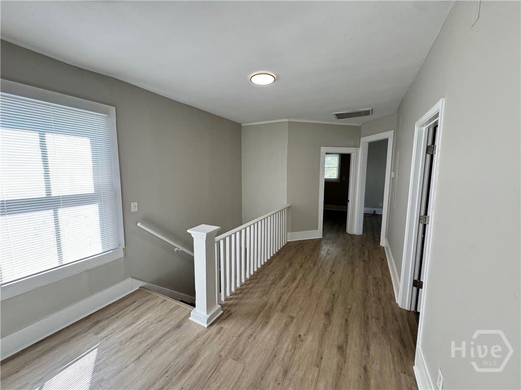 1112 E Anderson Street – photo 2