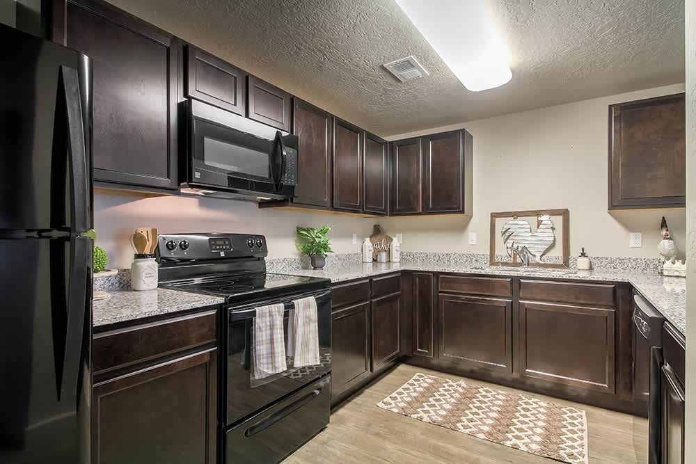 Clearfield Station Apartments – photo 2