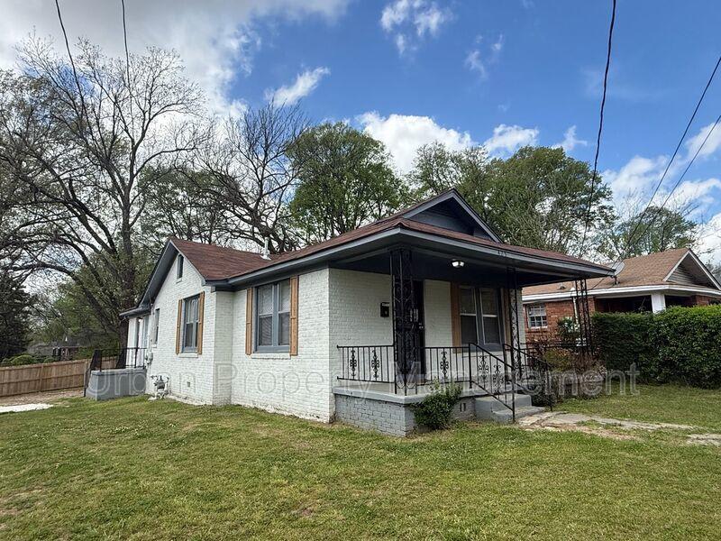 425 Carpenter St – photo 1
