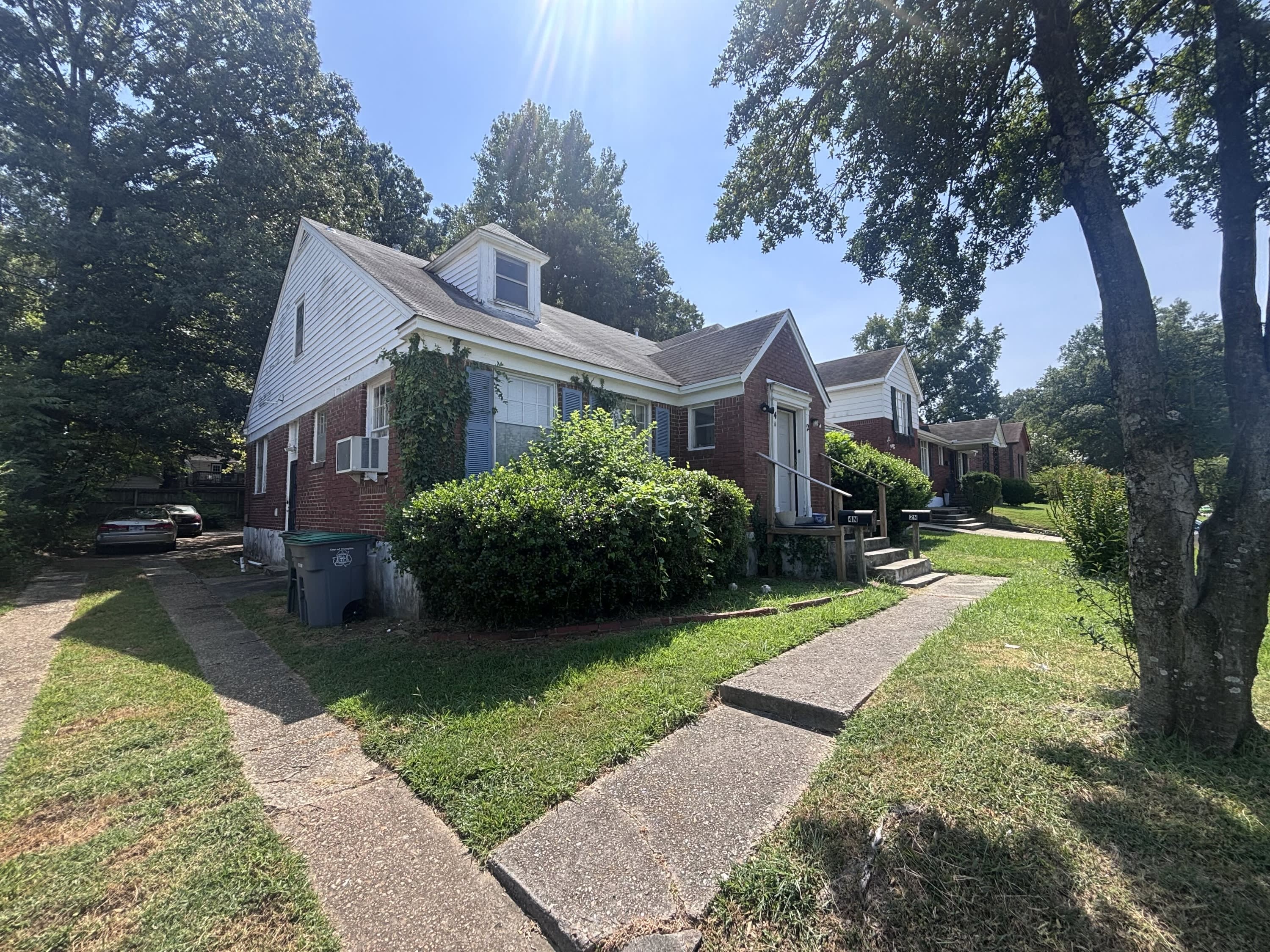 4 N Holmes St. – photo 2