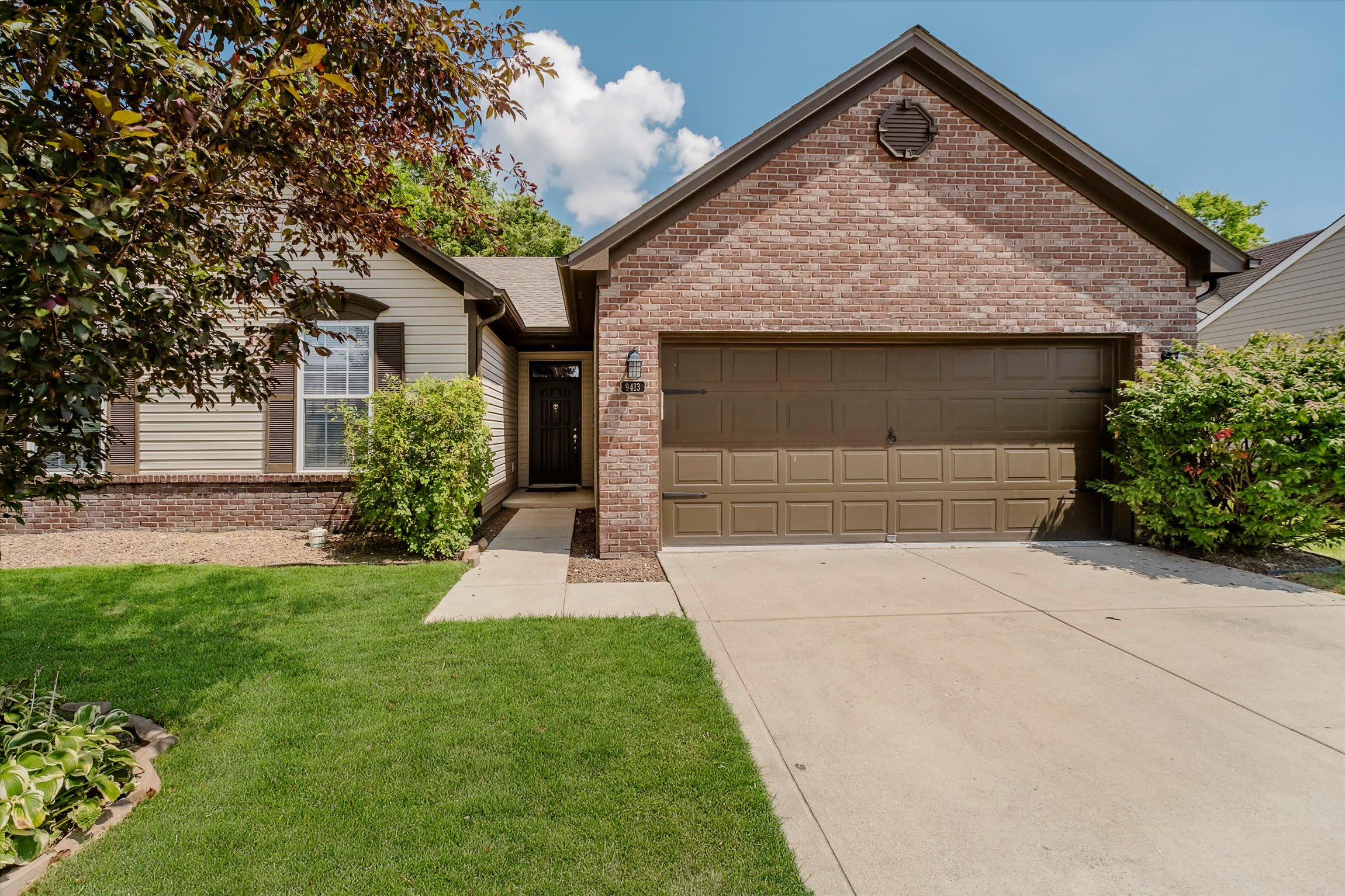9413 North Bayfield Drive – photo 2
