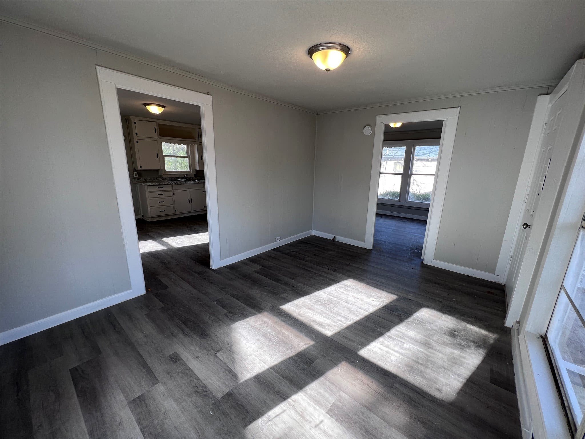 504 Lamar Street – photo 3
