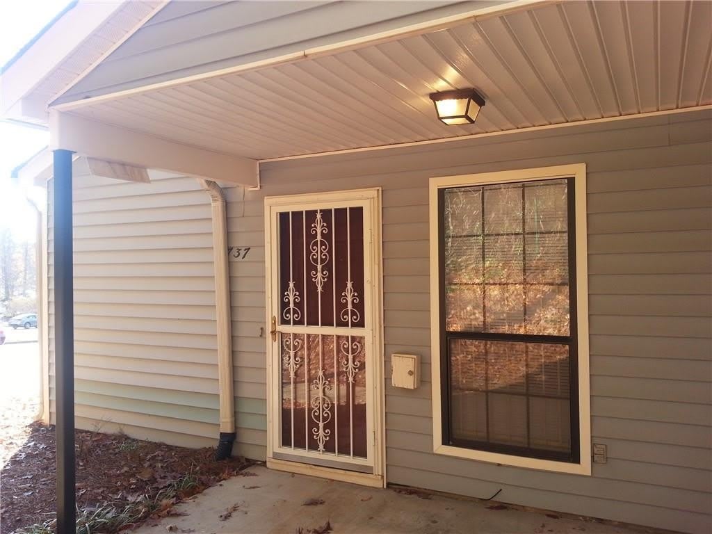 737 Windchase Lane – photo 2