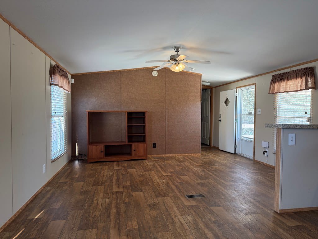 1320 N Fairgrounds Rd – photo 3