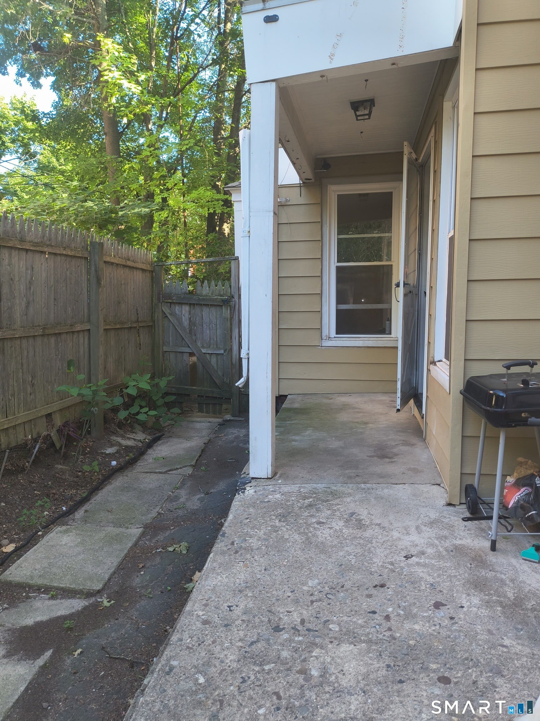 187 Center Street – photo 2