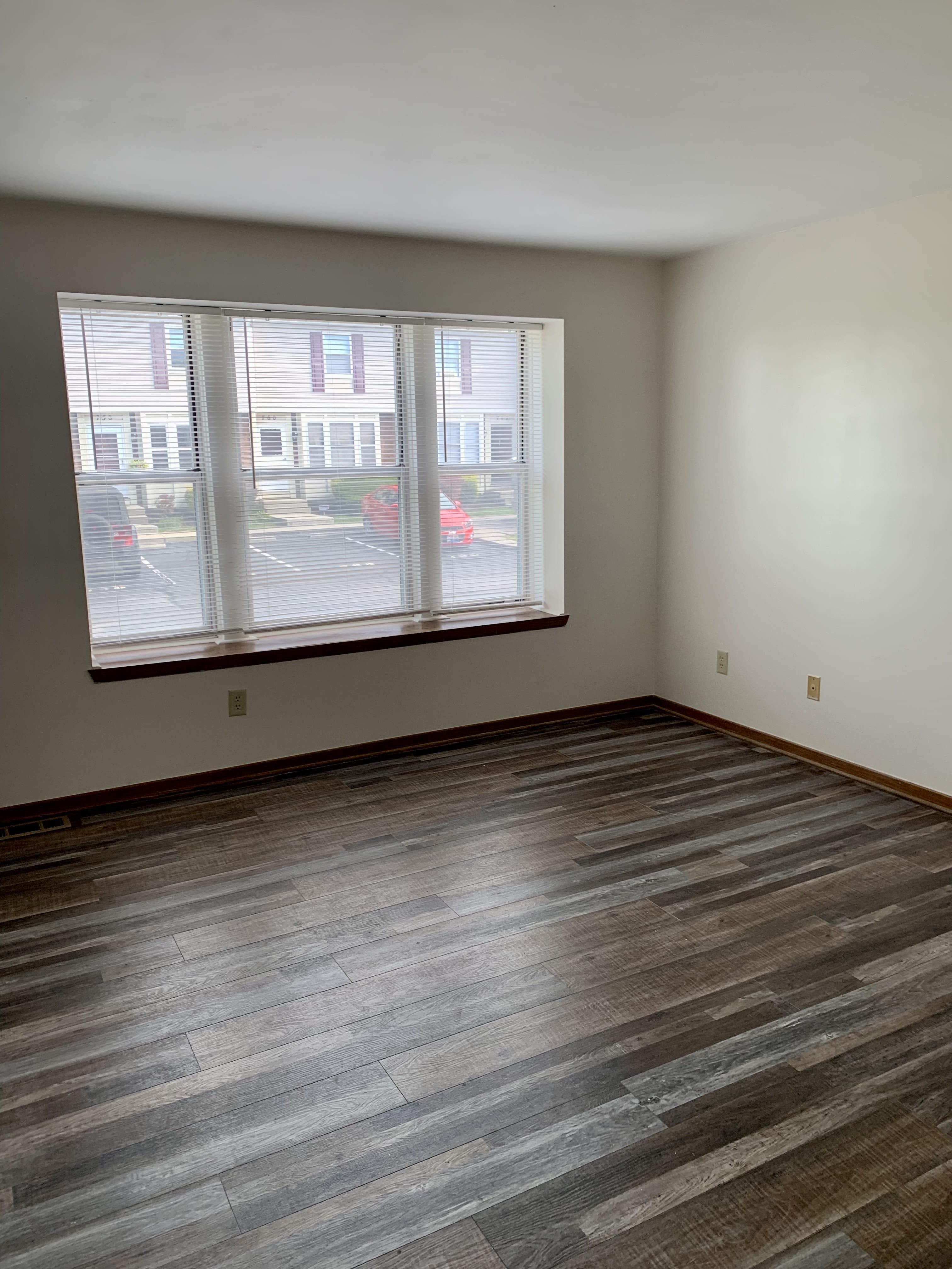 753 Ficus Dr – photo 2