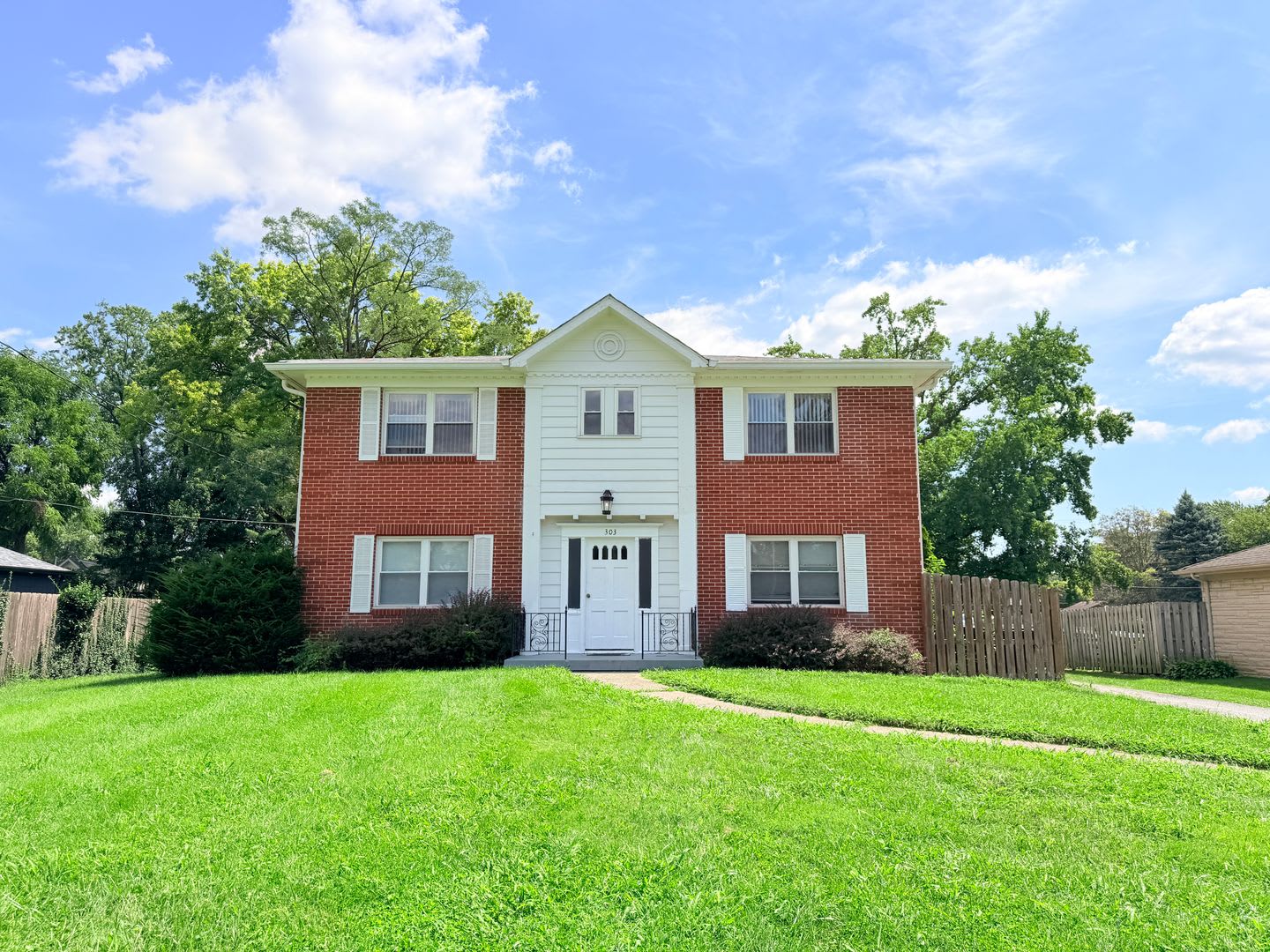 NOW SHOWING: 1 Bedroom/1 Bathroom Apartment located at 303 N Madison Ave. Unit 3 in Greenwood, IN. – photo 1