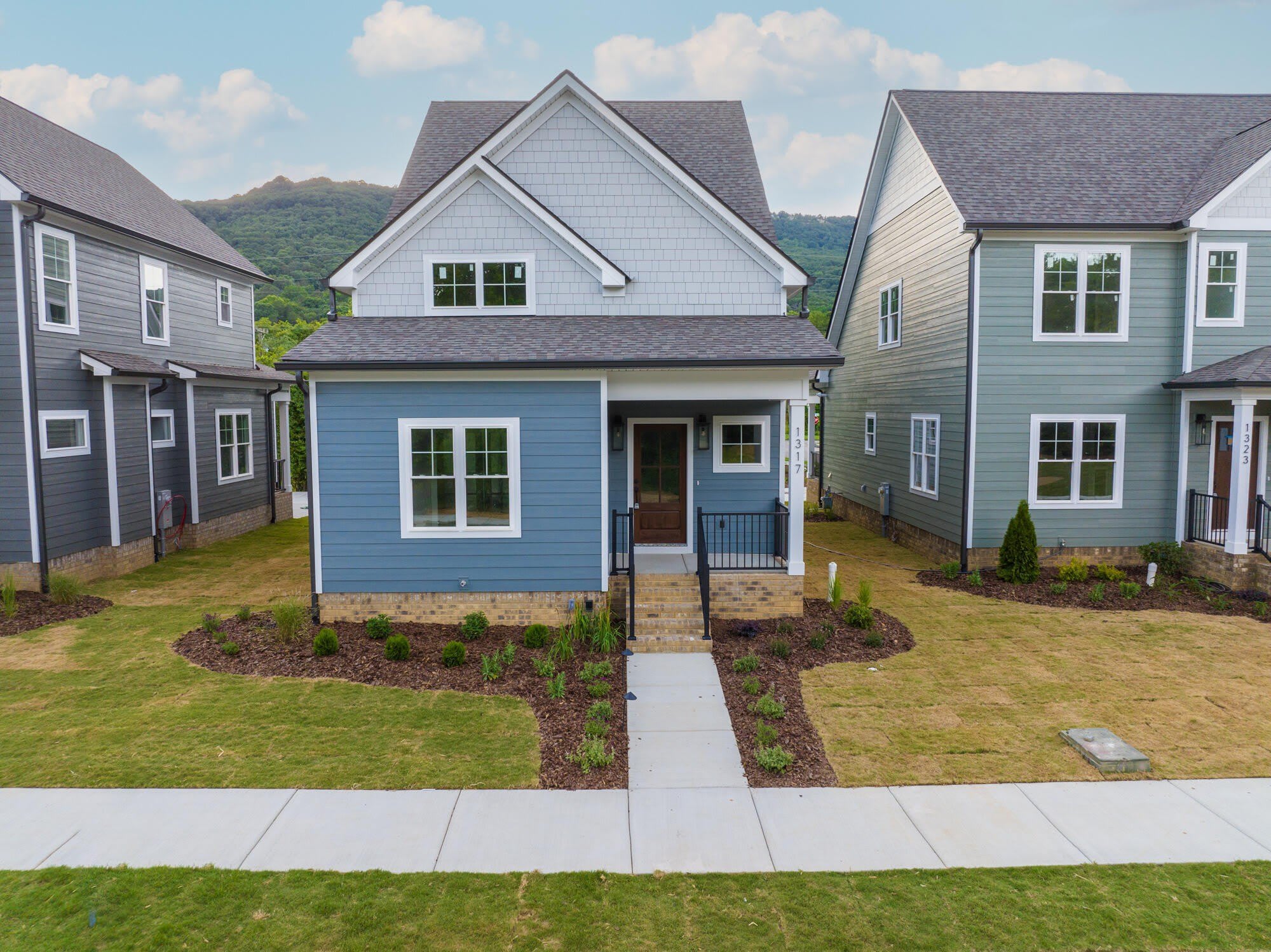 1317 Thomas Avenue – photo 1
