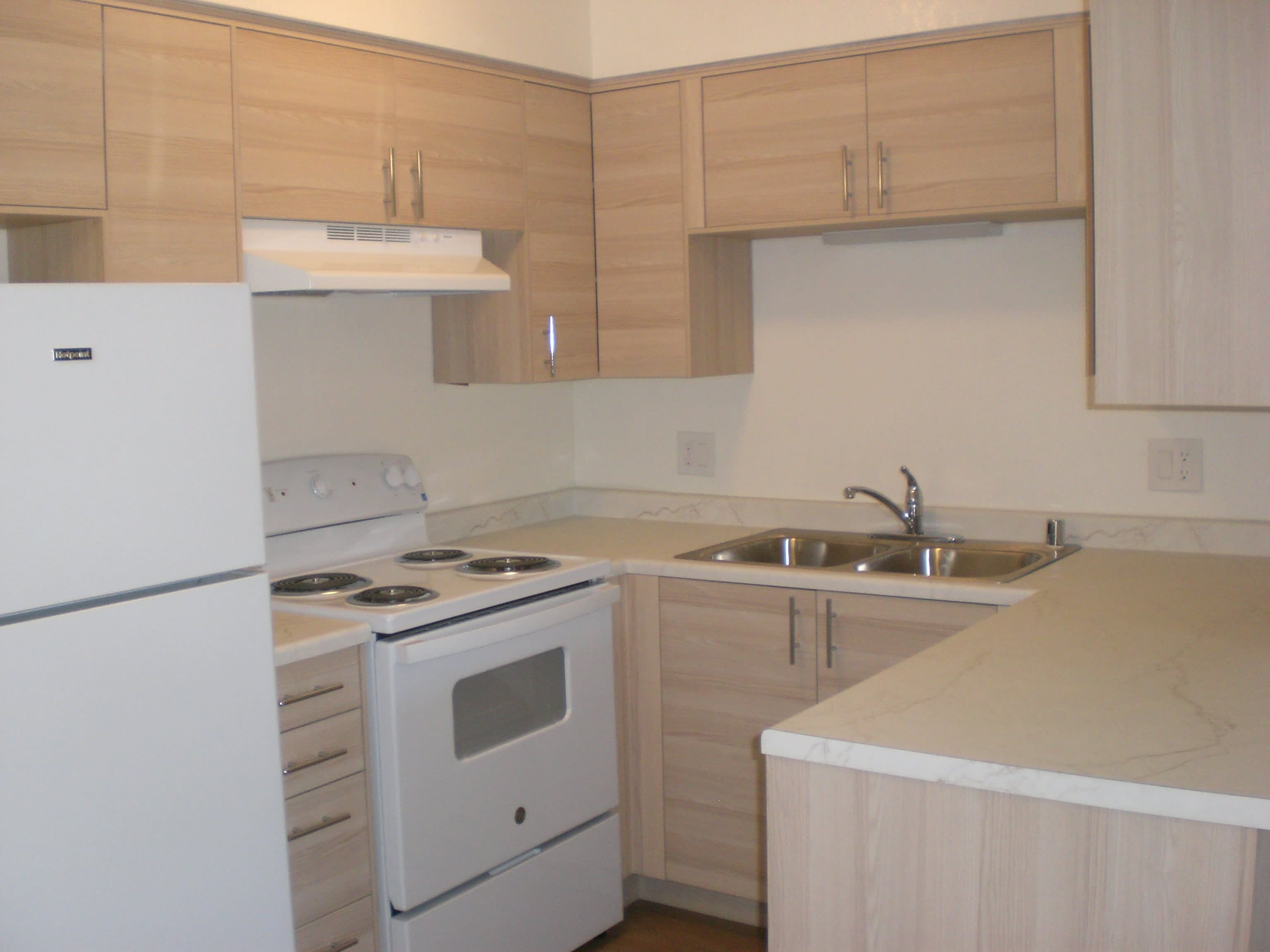 2323 Mcbride Lane – photo 2
