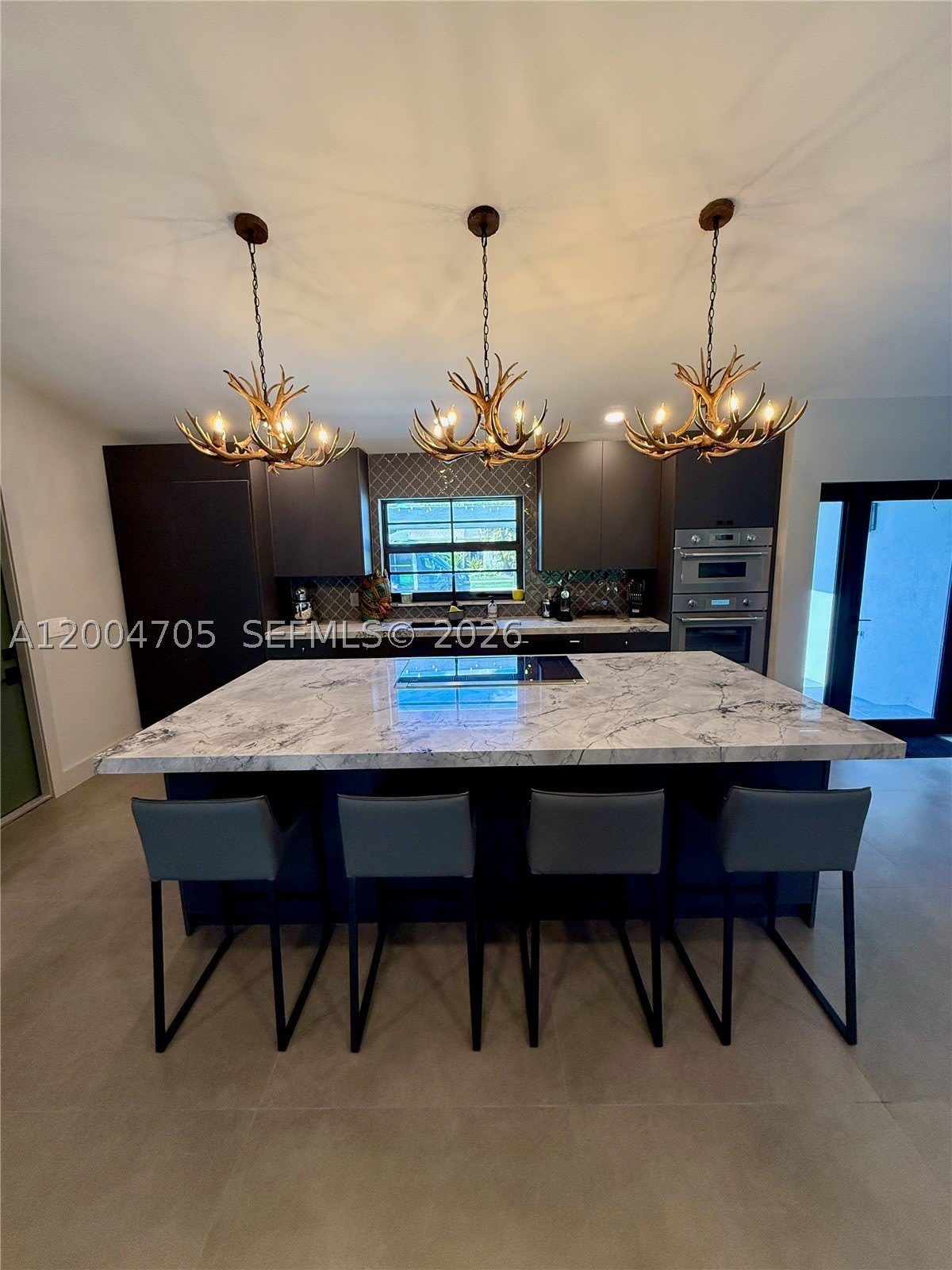 1304 Stratford St – photo 4