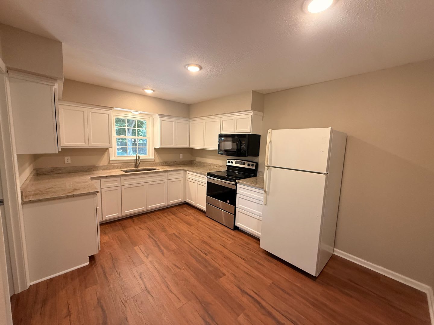 1801 Bernard, Jonesboro **Remodeled Home w/ Garage** – photo 2