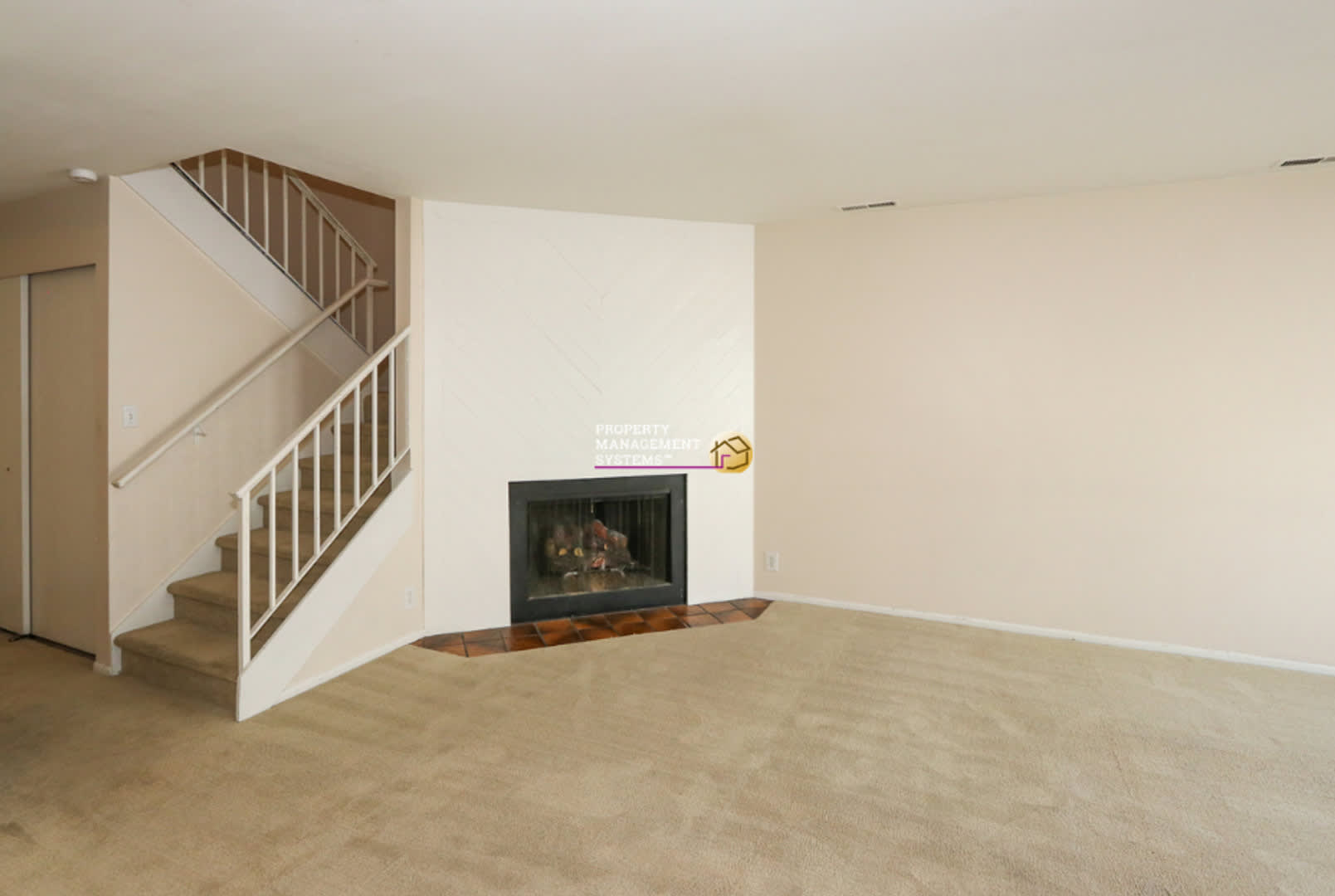 3 Bedroom Townhome in Millcreek – photo 2