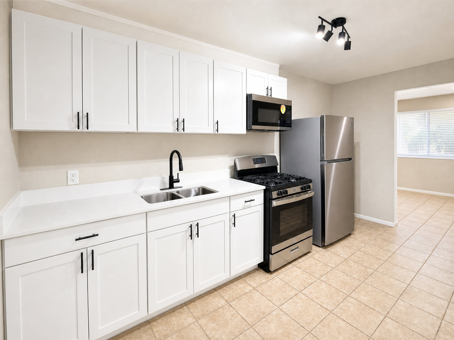 1507 West Tonto Street – photo 2