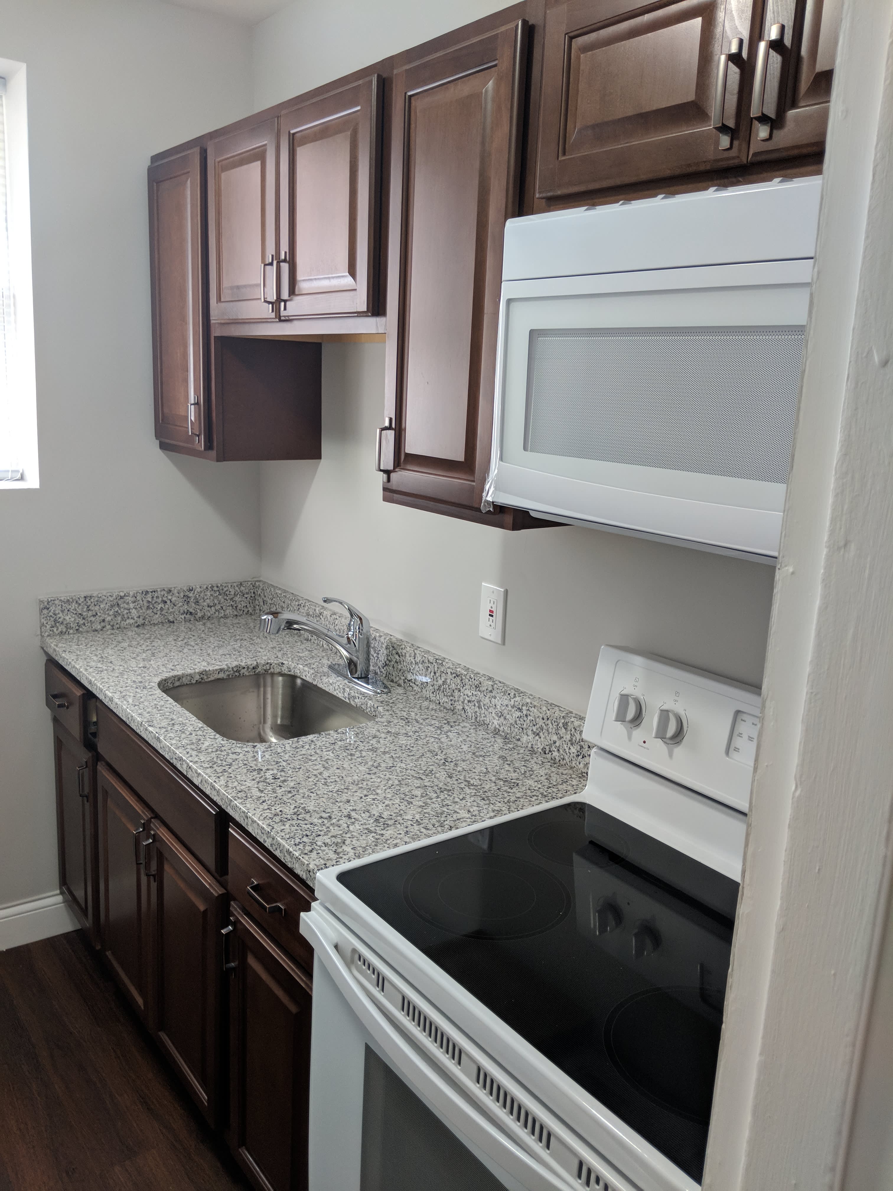 3706 Hereford St – photo 3