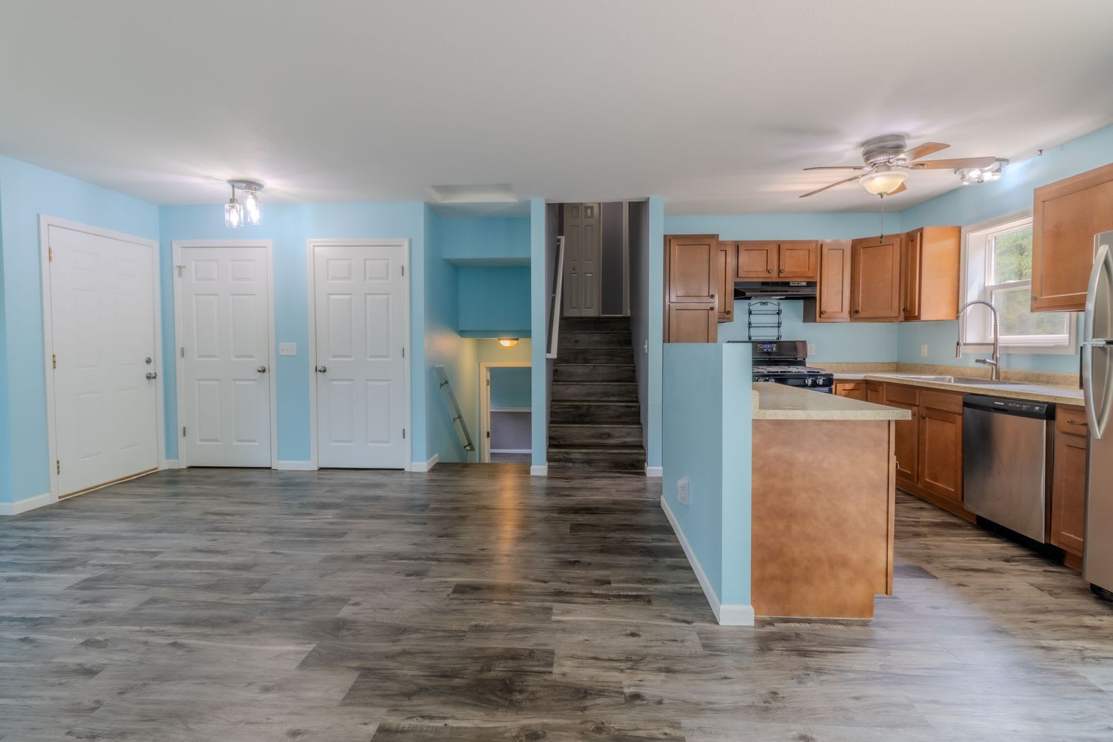 Modern Charm on 1.25 Acres – photo 5